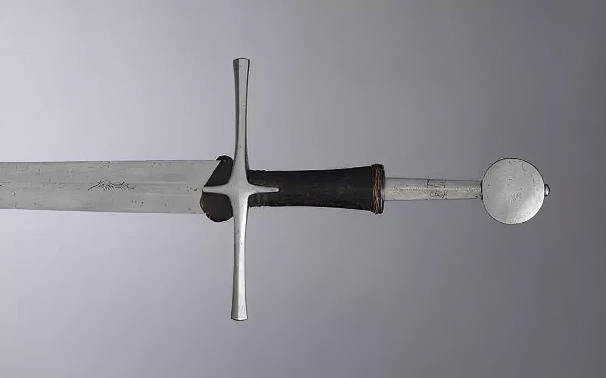 Bastard Sword: Its History and Hilt Forms
