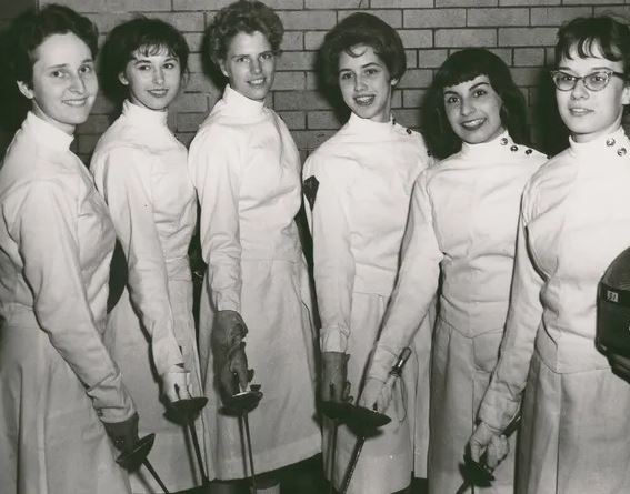Fencing Event 1924 for women