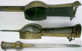 Exploring The Indian Gauntlet Sword Known as the Pata