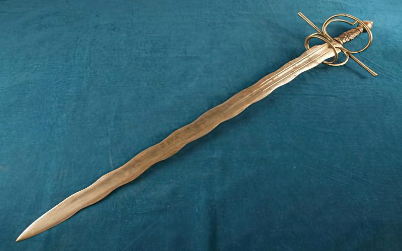 Wavy-Bladed Swords: Types and Historical Uses