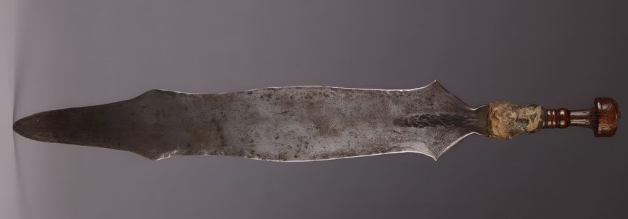 A traditional Salampasu Sword