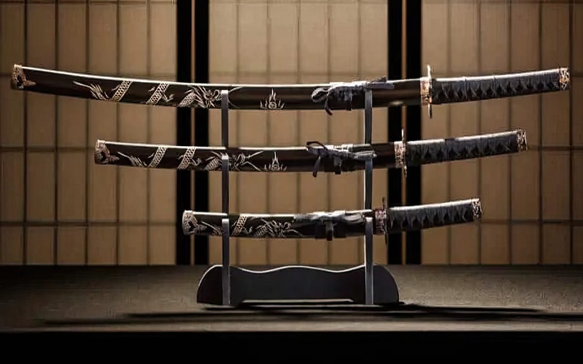 10 Types of Japanese Swords Used by Samurai Warriors