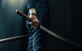 Swords vs Zombies: 8 Essential Blades for Surviving the Apocalypse