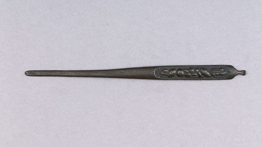 Kogai Japanese hairdressing tool 15th Century