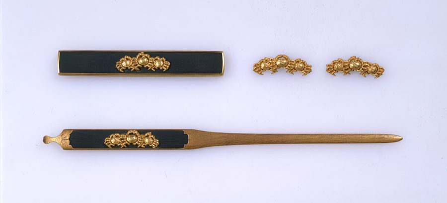 Mitokoromono set of sword fittings by Goto Sojo late 15th early 16th Centuries cropped