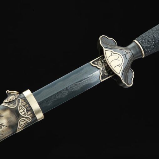 Chinese Jian Song Dynasty Folded Pattern Clay Tempered Sword