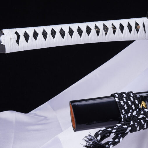 Nova Light and Shadow Unokubi Zukuri Battle-Ready Katana