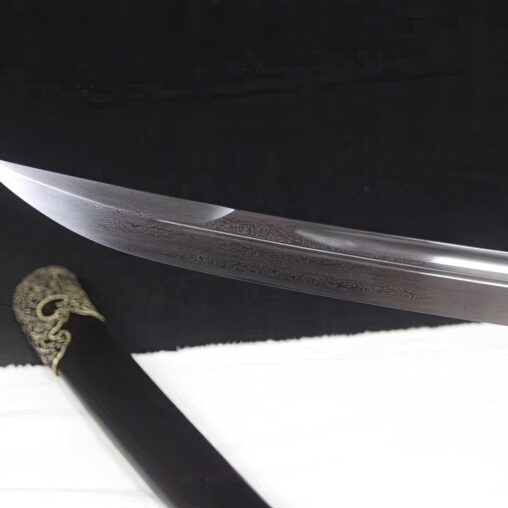 Dragon Dao Sabre Damascus Folded Clay Tempered