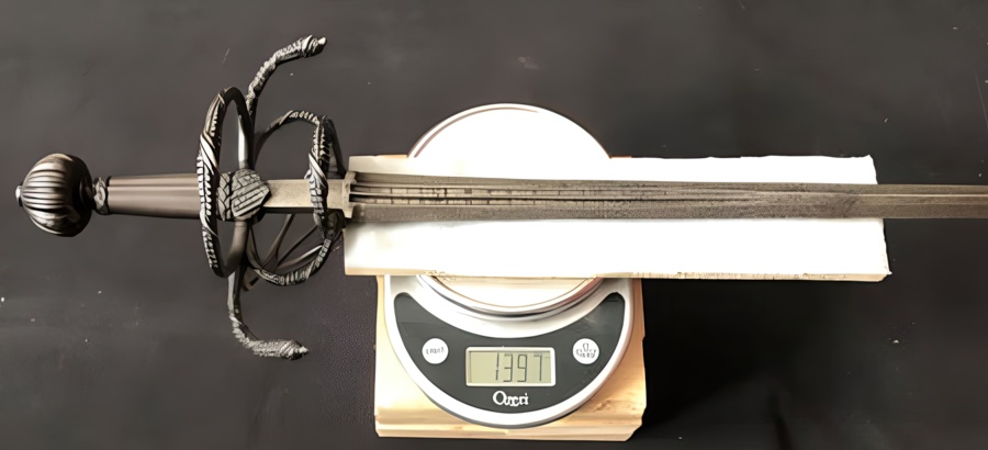 Size and Weight of a Rapier or Saber