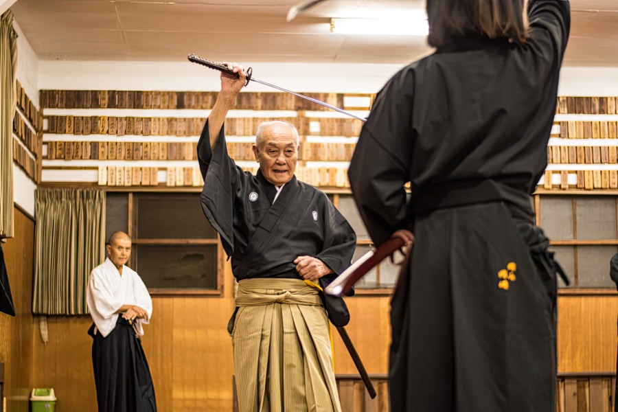 An iaido practitioner