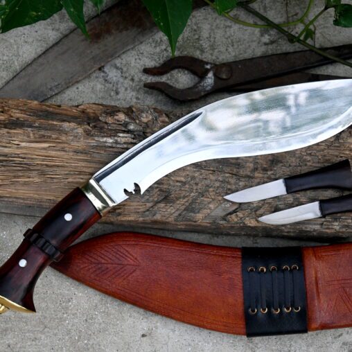 Bhojpure Kukri – Fatter and Heavier Cutter