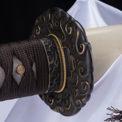 Nova 9260 Steel Khaki Kanmuriotoshi – Zukuri Woman Warrior Katana