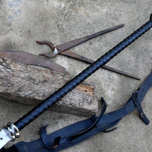 Fantasy Cutout Open-Core Blade Spear
