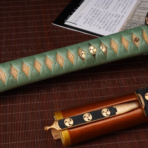 Kinriko Mitsudomoe Koshirae Katana with Kogai