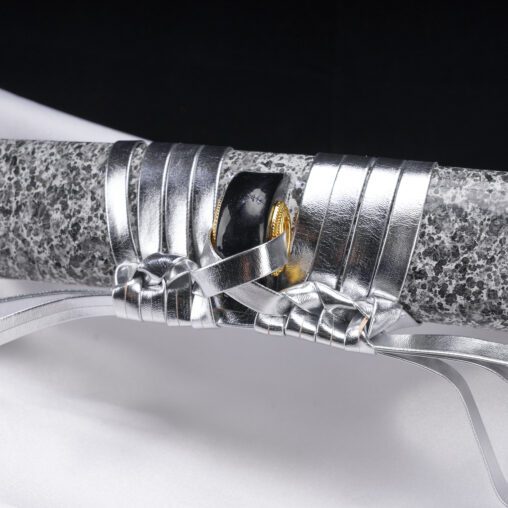 Snow Silver Dragon Hira Zukuri Leather Ito Katana
