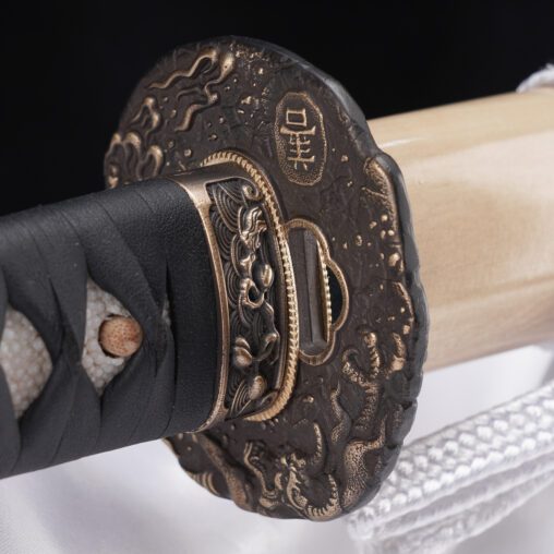 1095 Cream/Brown Katana with Singing Samurai Saya