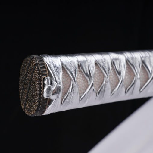 Snow Silver Dragon Hira Zukuri Leather Ito Katana