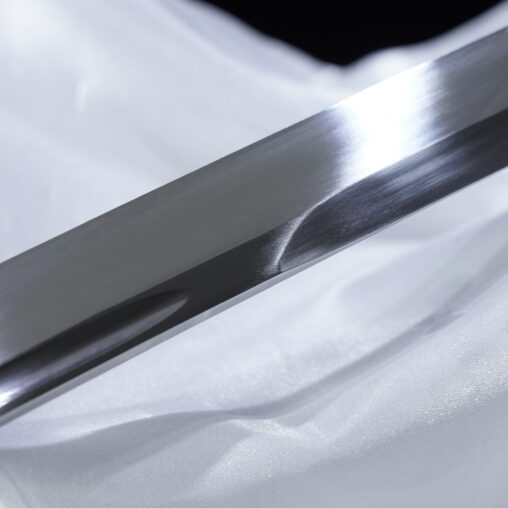 Nova Black and Red Kanmuriotoshi Zukuri Katana